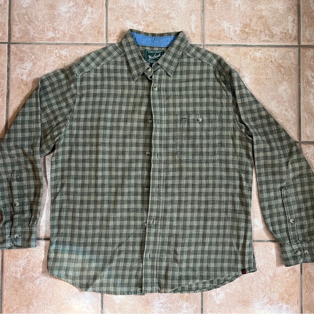 Men’s Large Woolrich long sleeve button down green plaid flannel